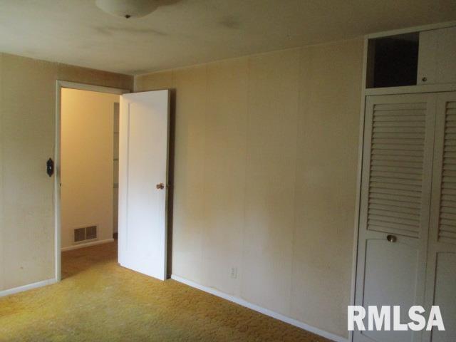 5000 West Woodfern Road Peoria, IL 61607 - Photo 7 of 21 Gallery Image 7