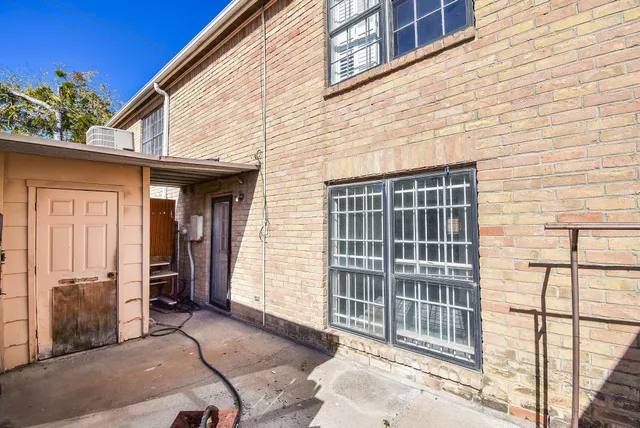 $1,550 | 4022 Belle Park Drive, Unit 4022, Houston, TX 77072