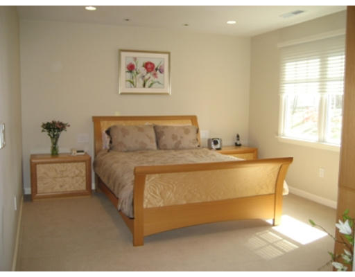 18 Ludwig Road, Unit 18 Needham, MA 02494 - Photo 8 of 16