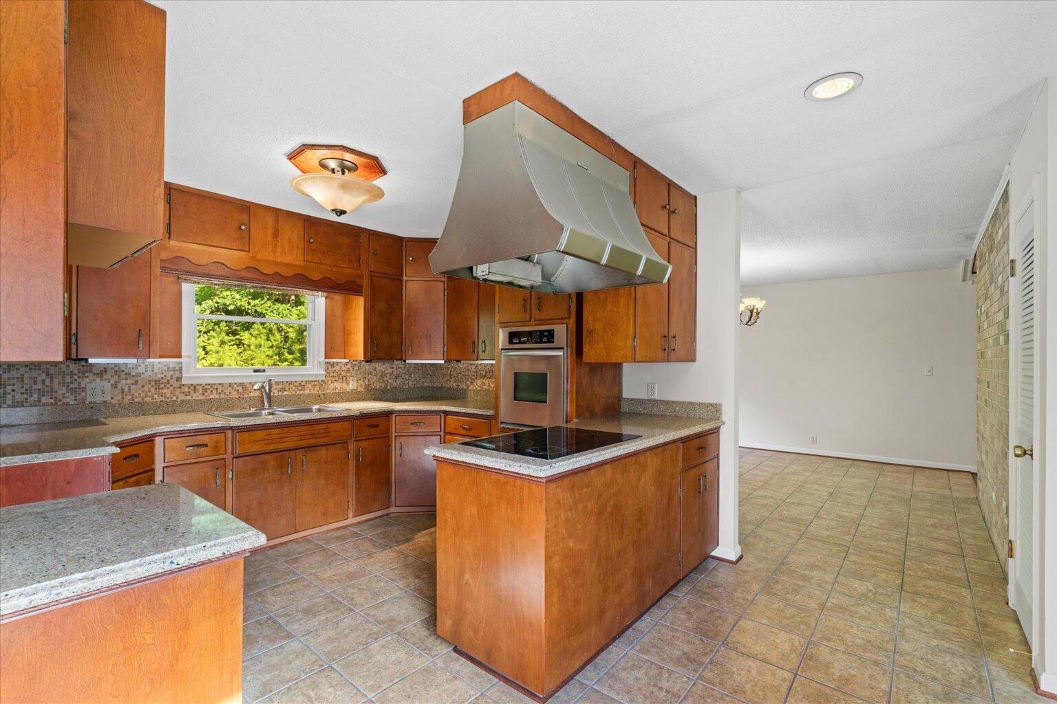 3630 Elder Mountain Road Chattanooga, TN 37419 - Photo 16 of 37 15-DSC06602