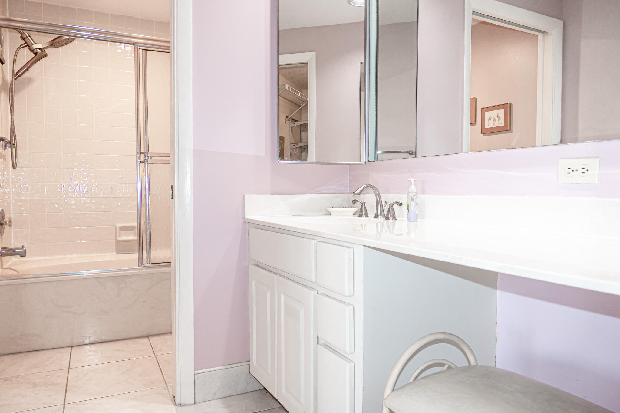 221 Northeast Plantation Road, Unit 308 Stuart, FL 34996 - Photo 15 of 30 Main Bath