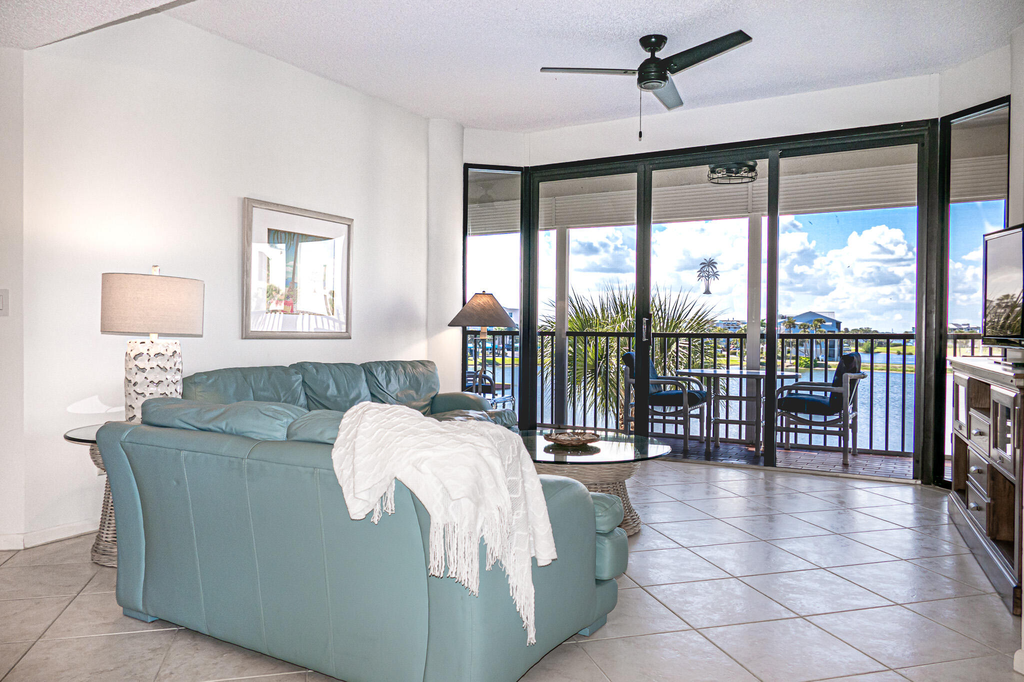 221 Northeast Plantation Road, Unit 308 Stuart, FL 34996 - Photo 8 of 30 Living Room