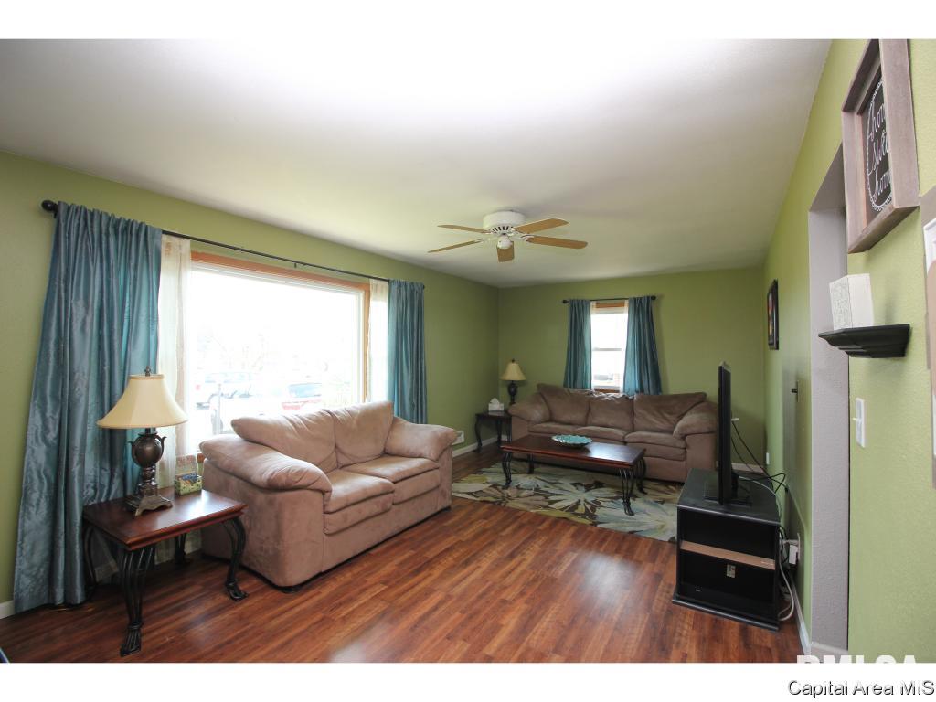 13 Adloff Lane Springfield, IL 62703 - Photo 8 of 24