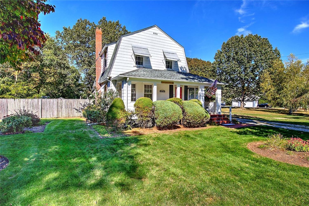 3383 West Shore Road Warwick, RI 02886 - Photo 2 of 46