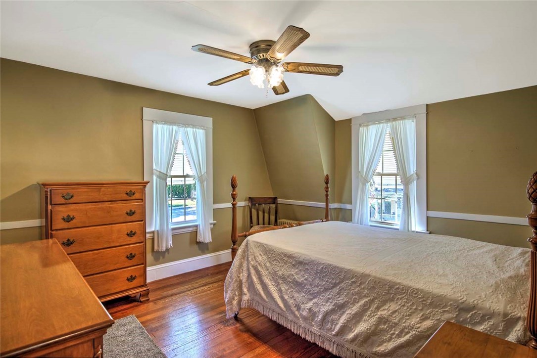 3383 West Shore Road Warwick, RI 02886 - Photo 24 of 46