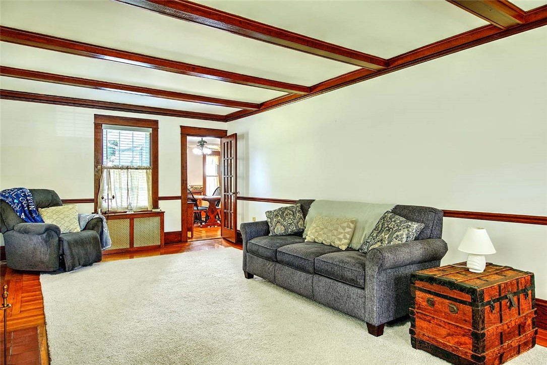 3383 West Shore Road Warwick, RI 02886 - Photo 7 of 46