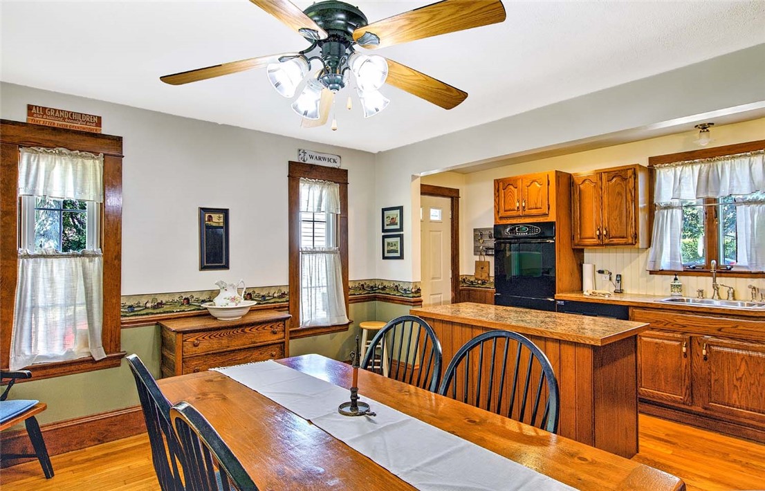 3383 West Shore Road Warwick, RI 02886 - Photo 10 of 46