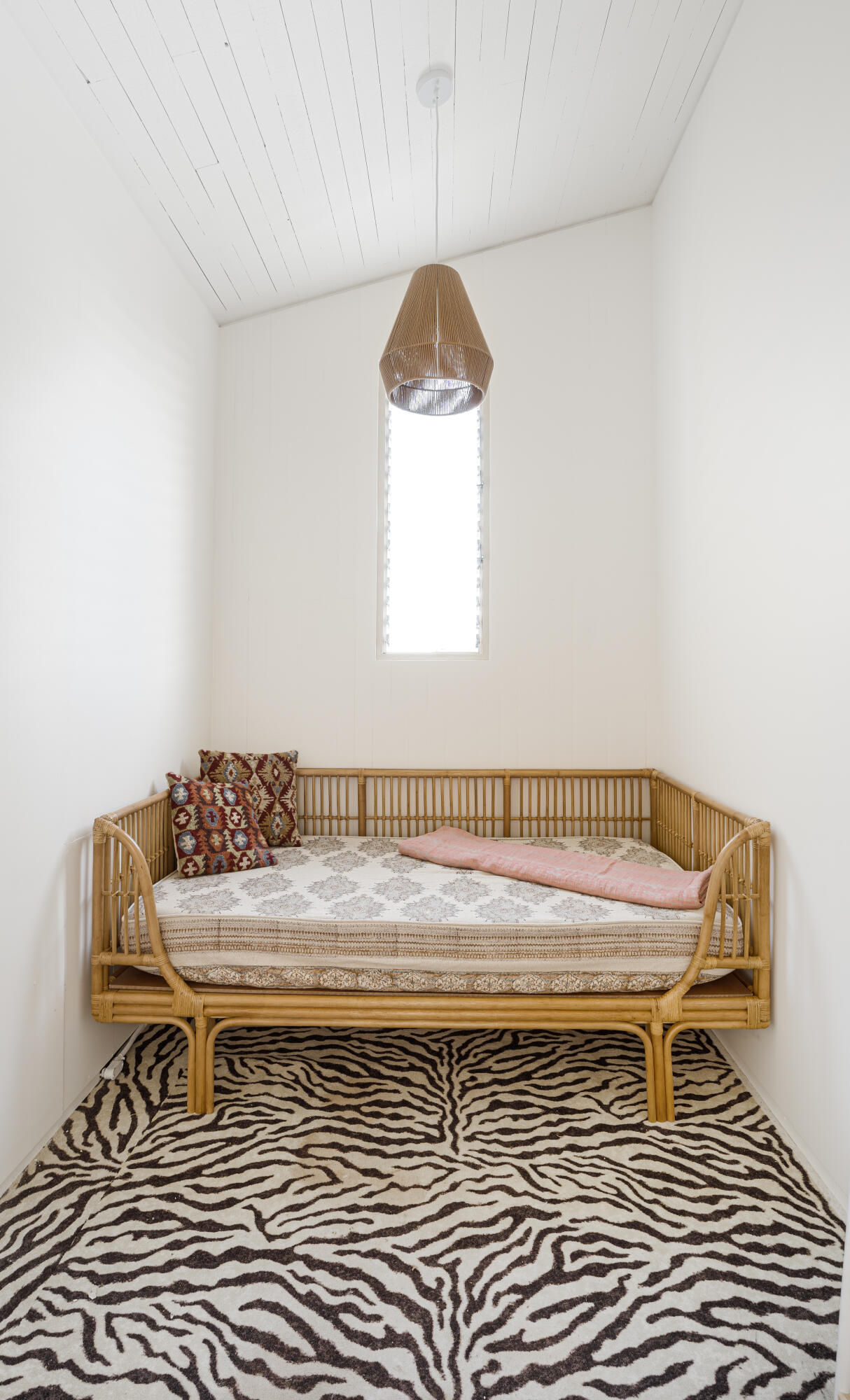 180 Hermosillo Road Montecito, CA 93108 - Photo 22 of 31 a bathroom with a bathtub and window