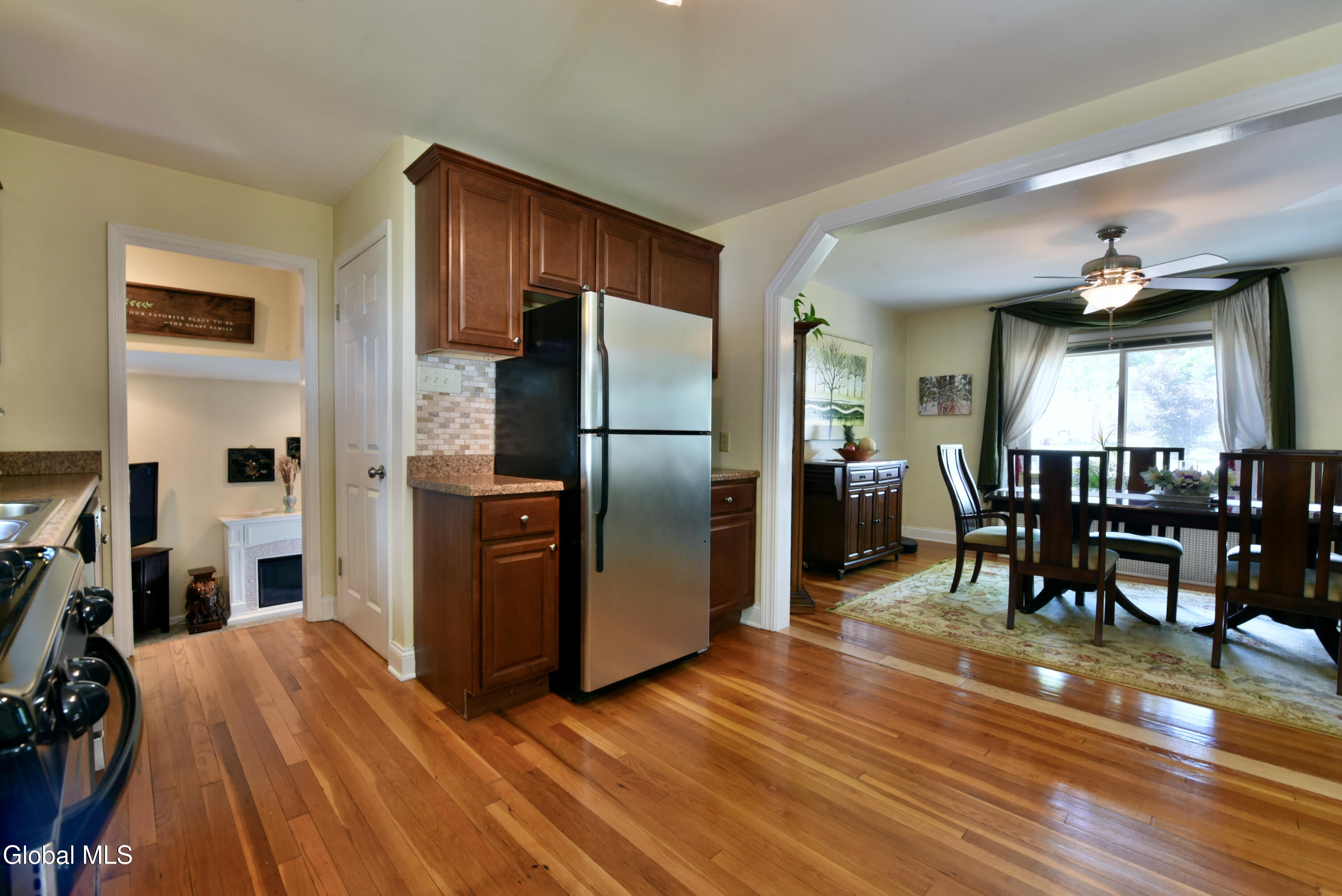 69 Gipp Road Albany, NY 12203 - Photo 12 of 54 14