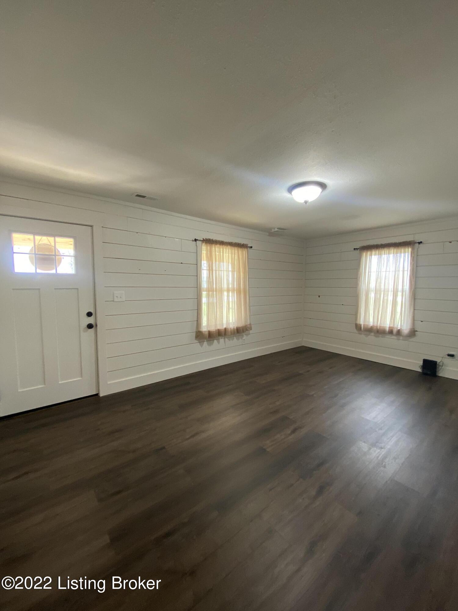 3884 Millerstown Road Clarkson, KY 42726 - Photo 6 of 16 IMG-1705