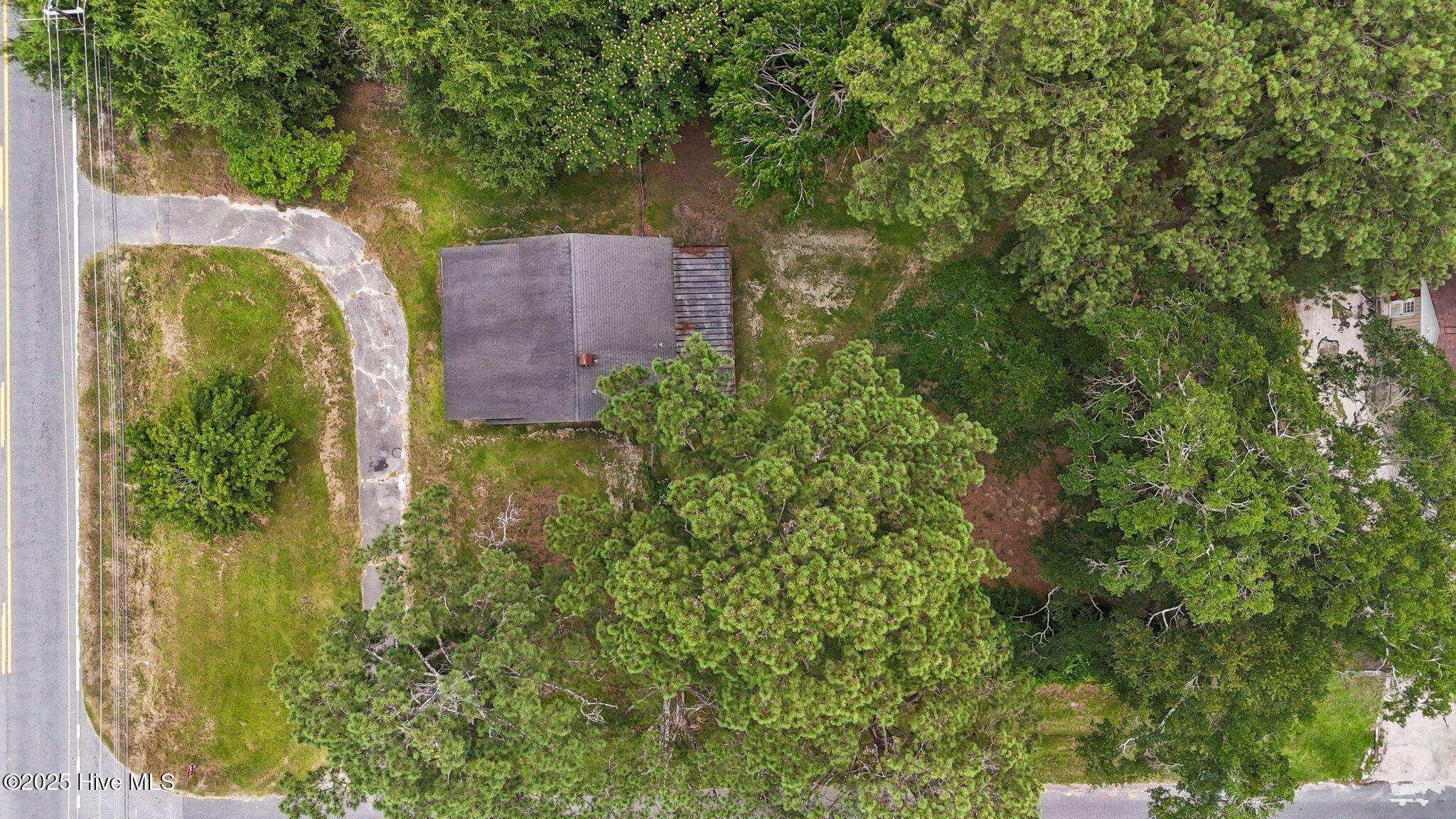 1955 Banks School Road Kinston, NC 28504 - Photo 10 of 45 10-web-or-mls-DJI_20250625123850_0656_D