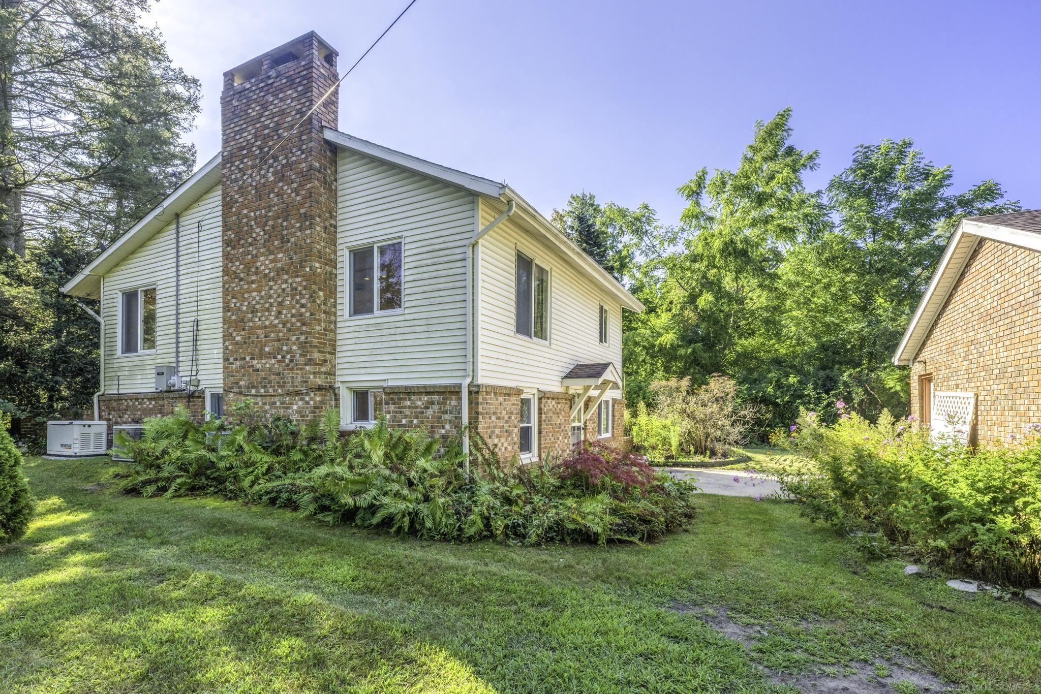 8195 Lakeshore Road Lexington, MI 48450 - Photo 46 of 73