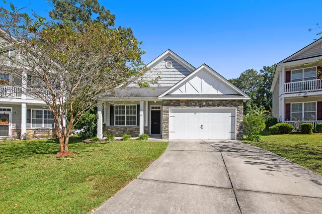 $2,200 | 225 Mazyck Greens Court, Goose Creek, SC 29445