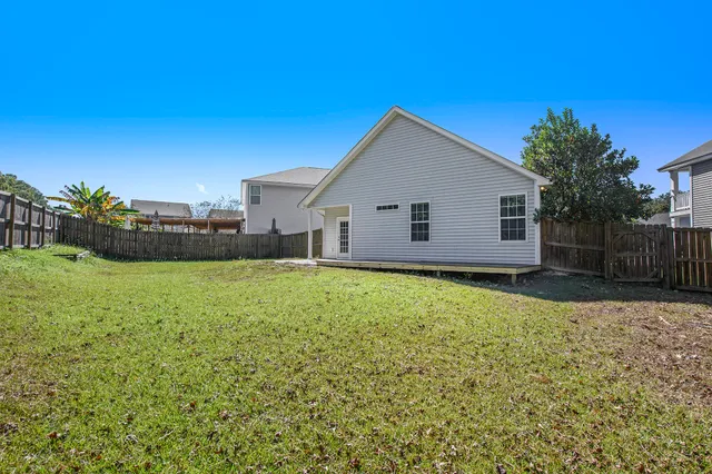 $2,200 | 225 Mazyck Greens Court, Goose Creek, SC 29445