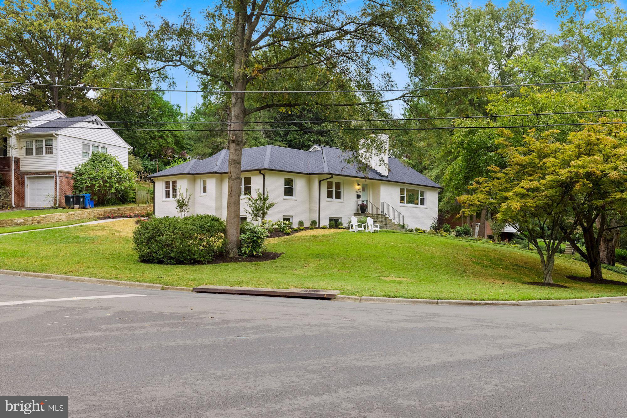 9509 Old Spring Road Kensington, MD 20895 - Photo 5 of 43 Gallery Image 5