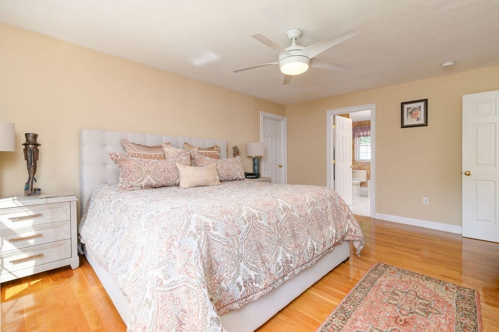 53 Queens Circle Raynham, MA 02767 - Photo 27 of 38