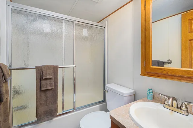 $160,000 | 443 Dyer Avenue, Cranston, RI 02920