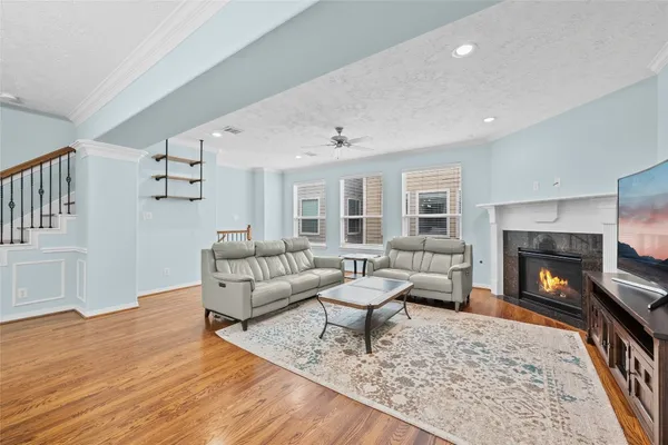 $2,700 | 3410 Skyline Village Drive, Houston, TX 77057