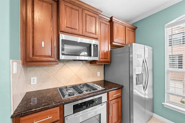 $2,700 | 3410 Skyline Village Drive, Houston, TX 77057