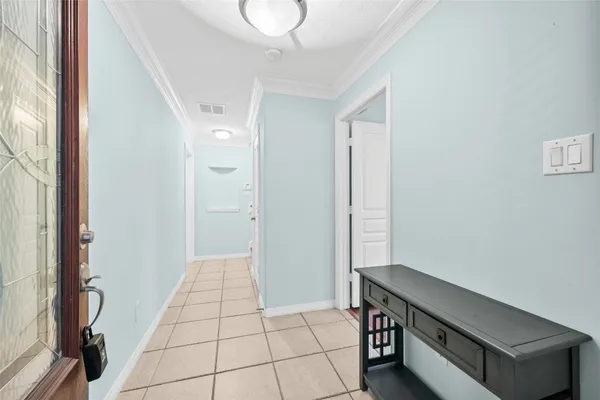 $2,700 | 3410 Skyline Village Drive, Houston, TX 77057