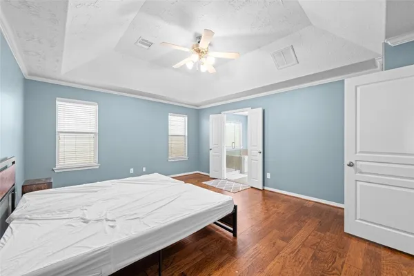 $2,700 | 3410 Skyline Village Drive, Houston, TX 77057