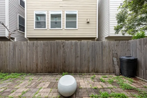 $2,700 | 3410 Skyline Village Drive, Houston, TX 77057