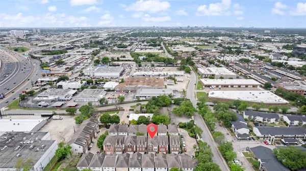 $2,700 | 3410 Skyline Village Drive, Houston, TX 77057