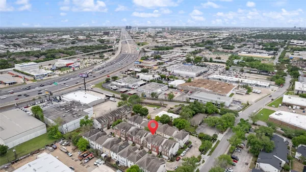 $2,700 | 3410 Skyline Village Drive, Houston, TX 77057