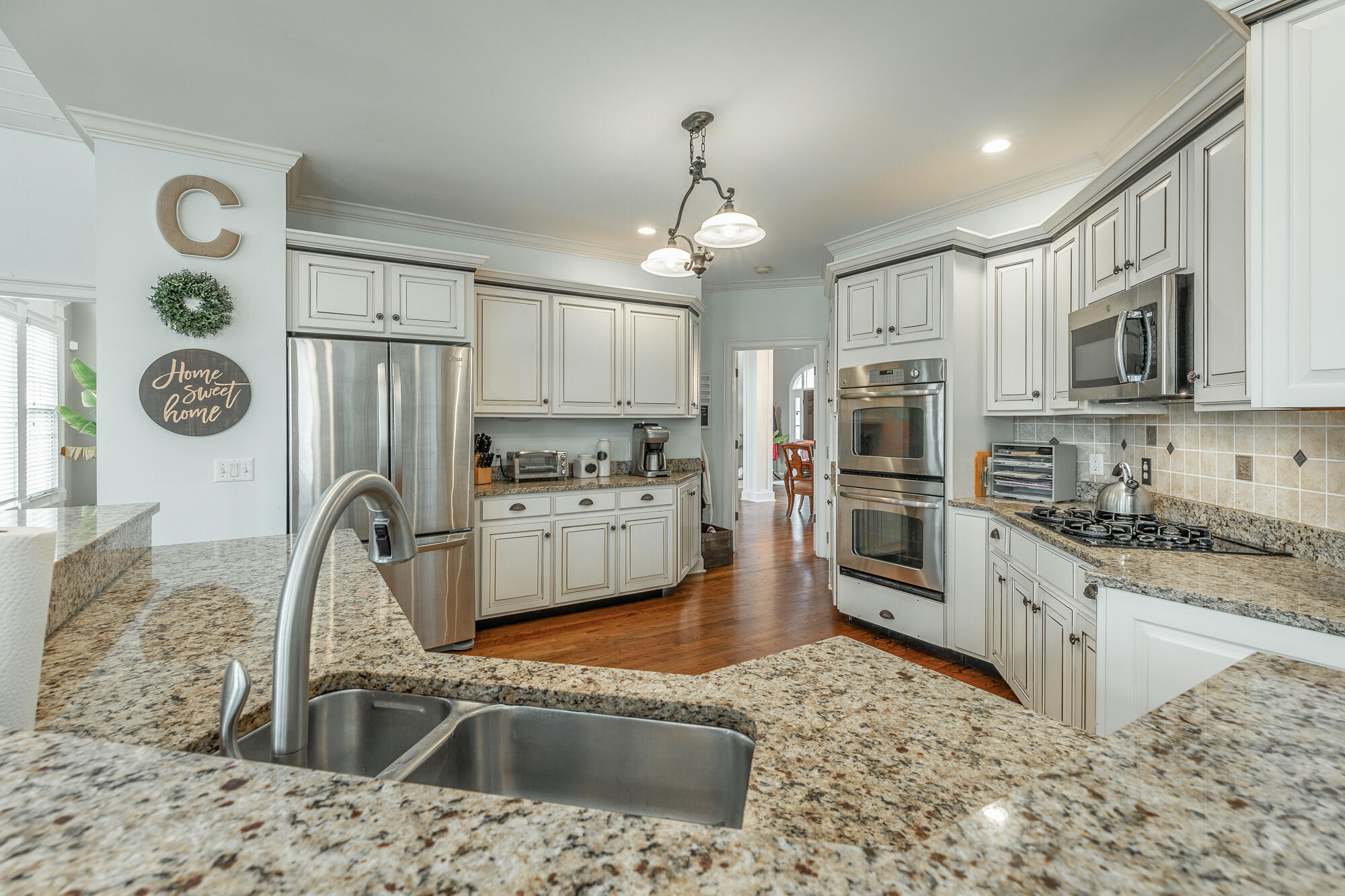 510 Raven Wolf Road Chattanooga, TN 37421 - Photo 8 of 46 Kitchen