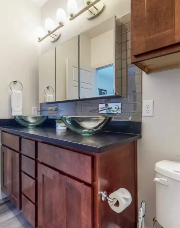 2307 East 2nd Street, Unit A Austin, TX 78702 - Photo 11 of 21