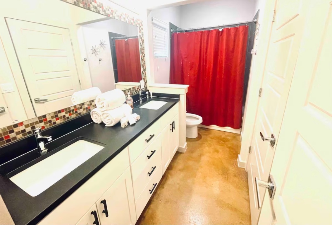 2307 East 2nd Street, Unit A Austin, TX 78702 - Photo 14 of 21