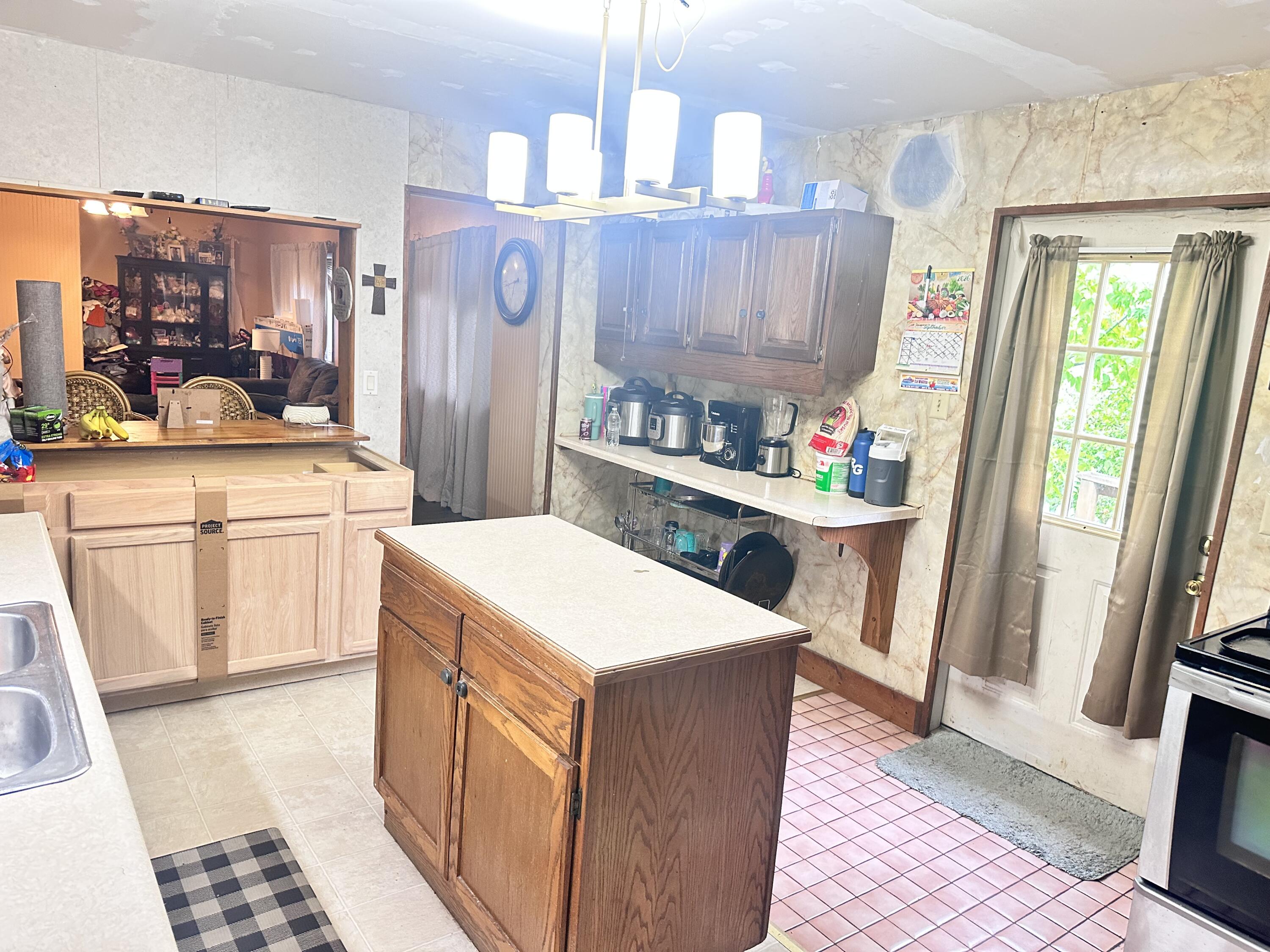 401 Frisco Street Monett, MO 65708 - Photo 13 of 36 IMG_5639