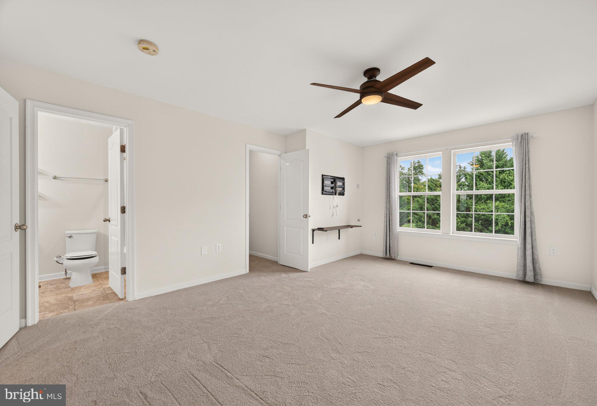 564 Thumper Drive Ranson, WV 25438 - Photo 25 of 46 Gallery Image 25