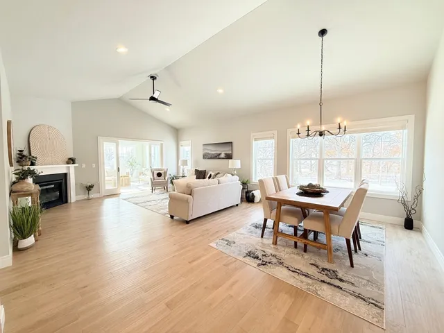 $729,900 | Unit 1 Deer Hollow, DeForest, WI 53532