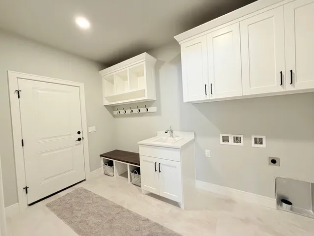 $729,900 | Unit 1 Deer Hollow, DeForest, WI 53532