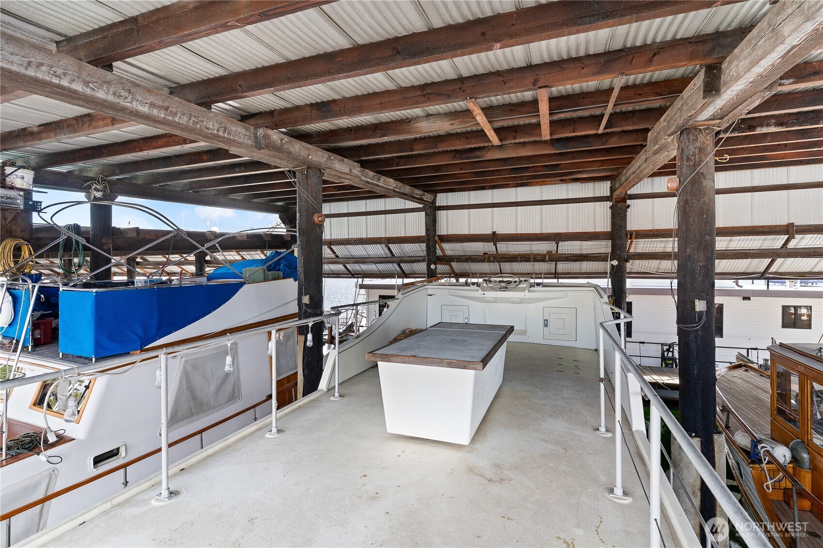 2401 North Northlake Way Seattle, WA 98103 - Photo 18 of 32 a view of a storage & utility room
