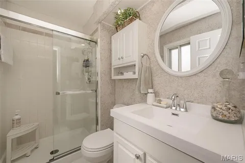 $389,900 | 812 Paquerette Court, Manchester, MO 63021