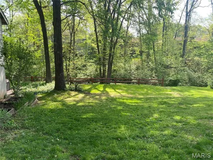 $389,900 | 812 Paquerette Court, Manchester, MO 63021