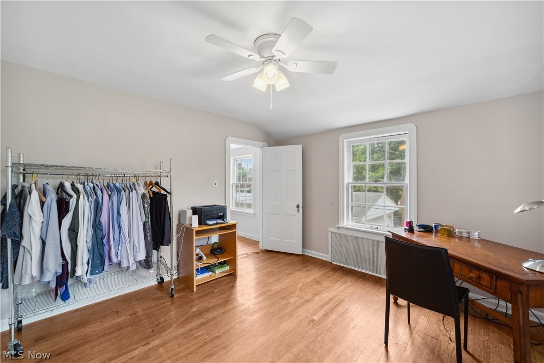 3045 Keswick Road Cleveland, OH 44120 - Photo 32 of 48
