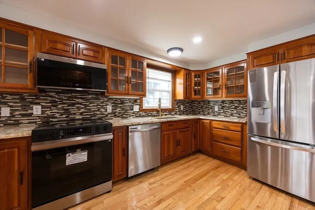 $749,900 | 116 George Street, North Attleboro, MA 02760