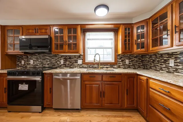 $749,900 | 116 George Street, North Attleboro, MA 02760