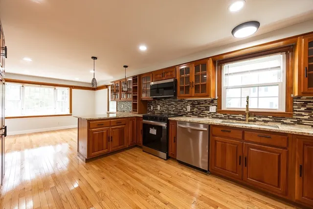 $749,900 | 116 George Street, North Attleboro, MA 02760