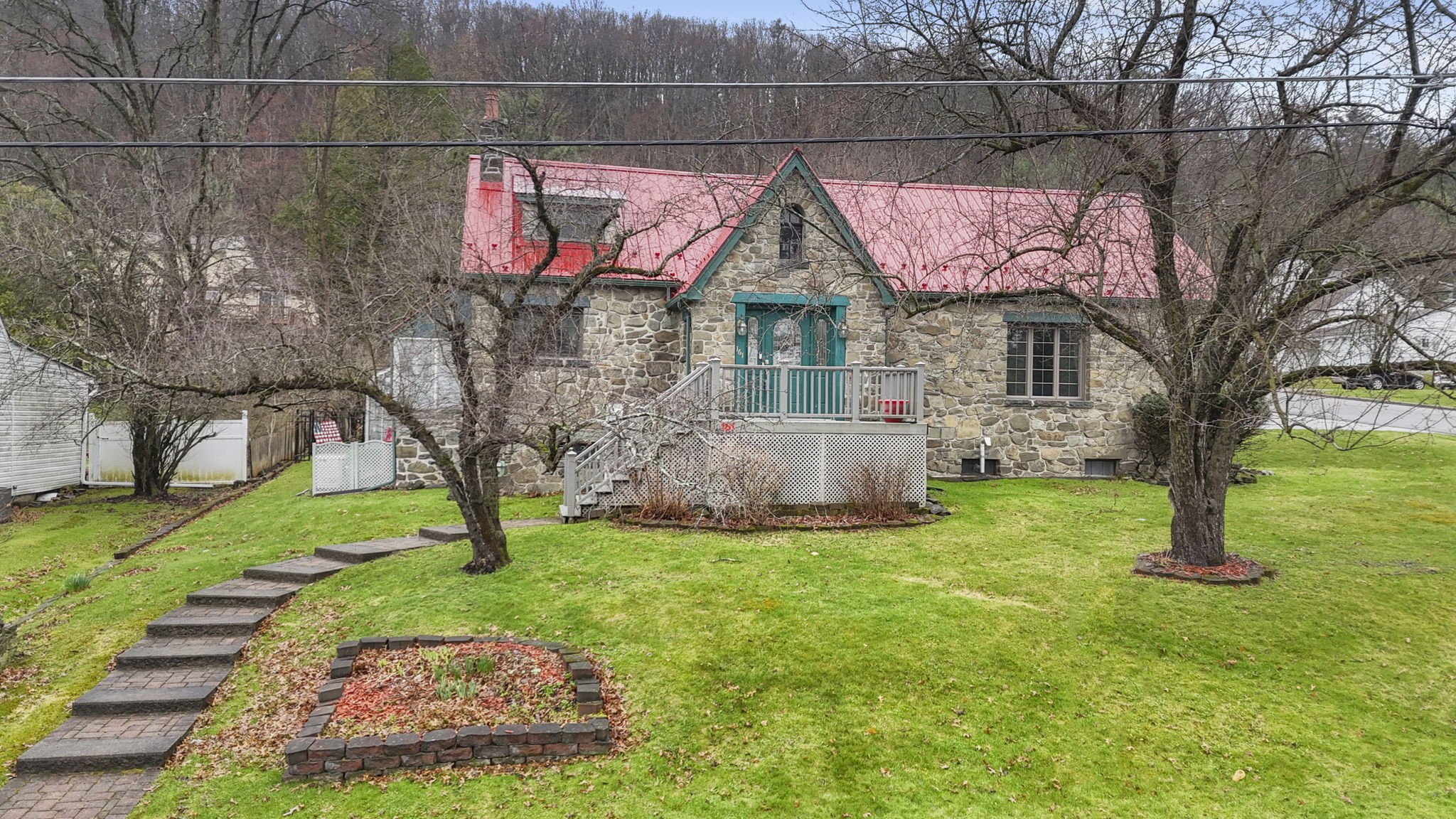 161 Rosedale Drive Binghamton, NY 13905 - Photo 1 of 50