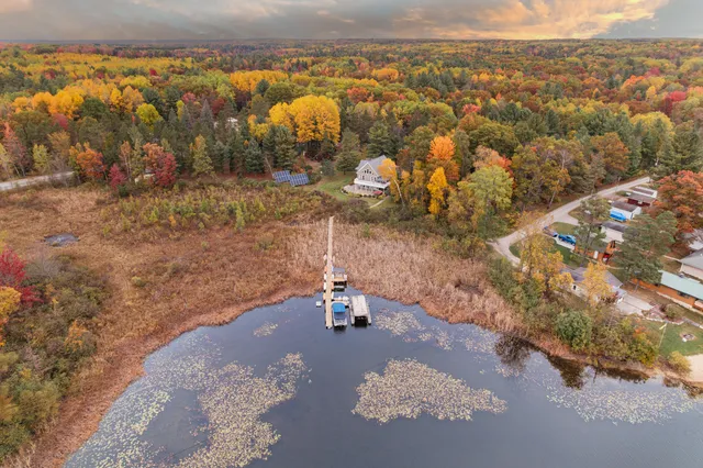 $849,900 | 3518 East Long Lake Road, Harrison, MI 48625