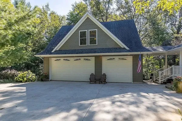 $849,900 | 3518 East Long Lake Road, Harrison, MI 48625