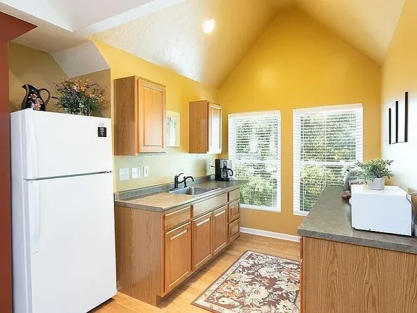 $849,900 | 3518 East Long Lake Road, Harrison, MI 48625