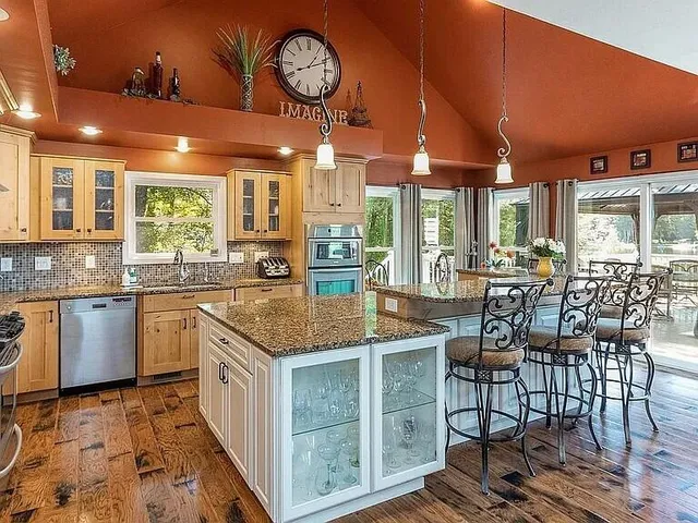 $849,900 | 3518 East Long Lake Road, Harrison, MI 48625