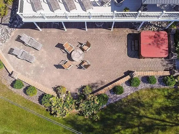 $849,900 | 3518 East Long Lake Road, Harrison, MI 48625