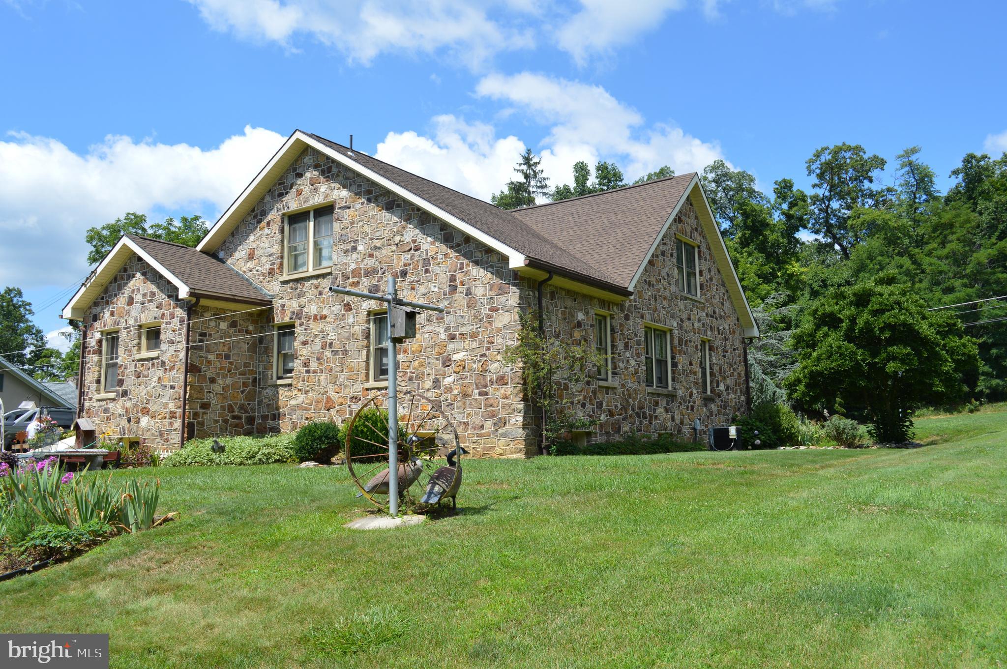 3763 Spring Road Carlisle, PA 17013 - Photo 3 of 80 Gallery Image 3