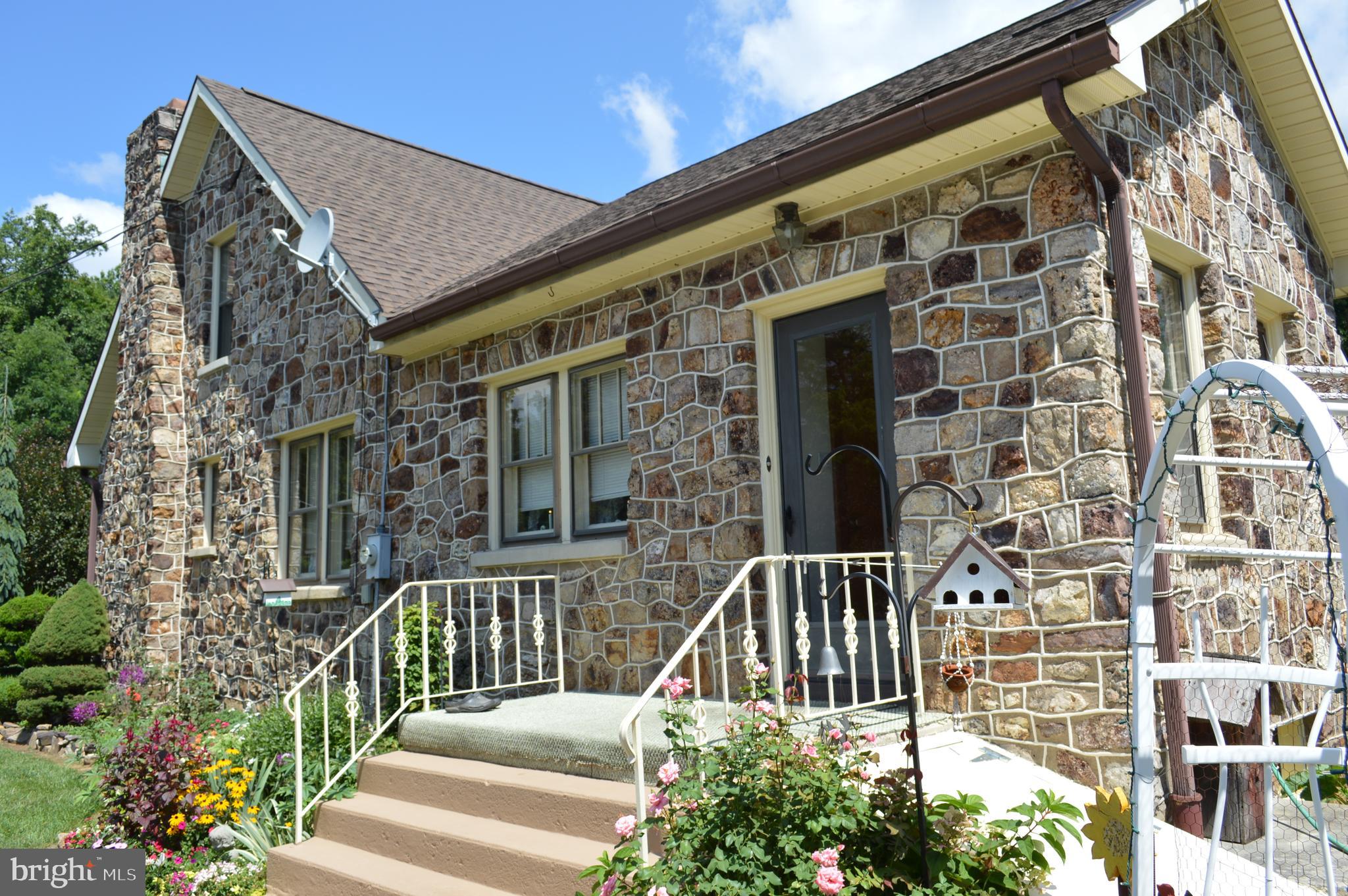 3763 Spring Road Carlisle, PA 17013 - Photo 5 of 80 Gallery Image 5